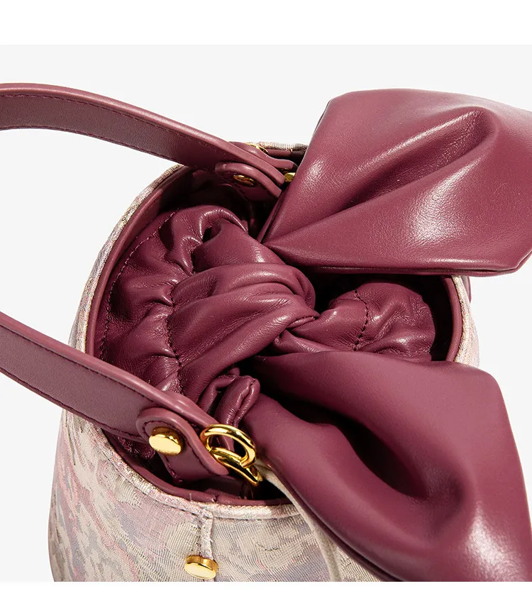 Bloom Jackard (2).webp